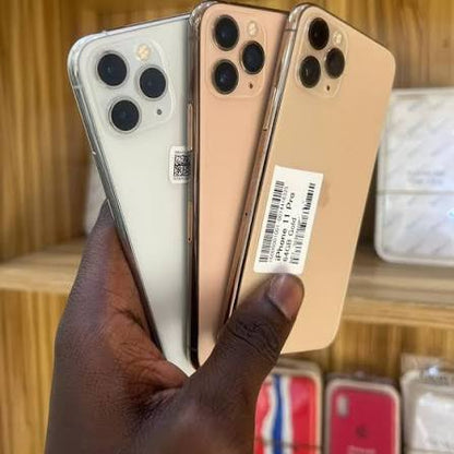 Gammes iPhone de l'iPhone XR à l'iPhone 17